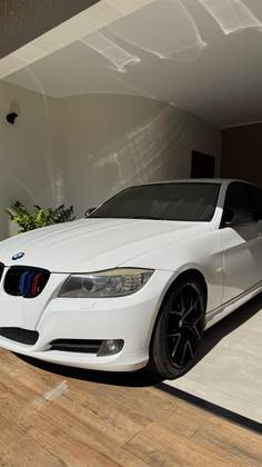 BMW 320i 2.0 16V GASOLINA 4P AUTOMÁTICO BMW 320i 2.0 16V GASOLINA 4P AUTOMÁTICO